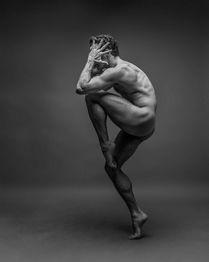 Paisajes del desnudo en Izuky Pérez 6