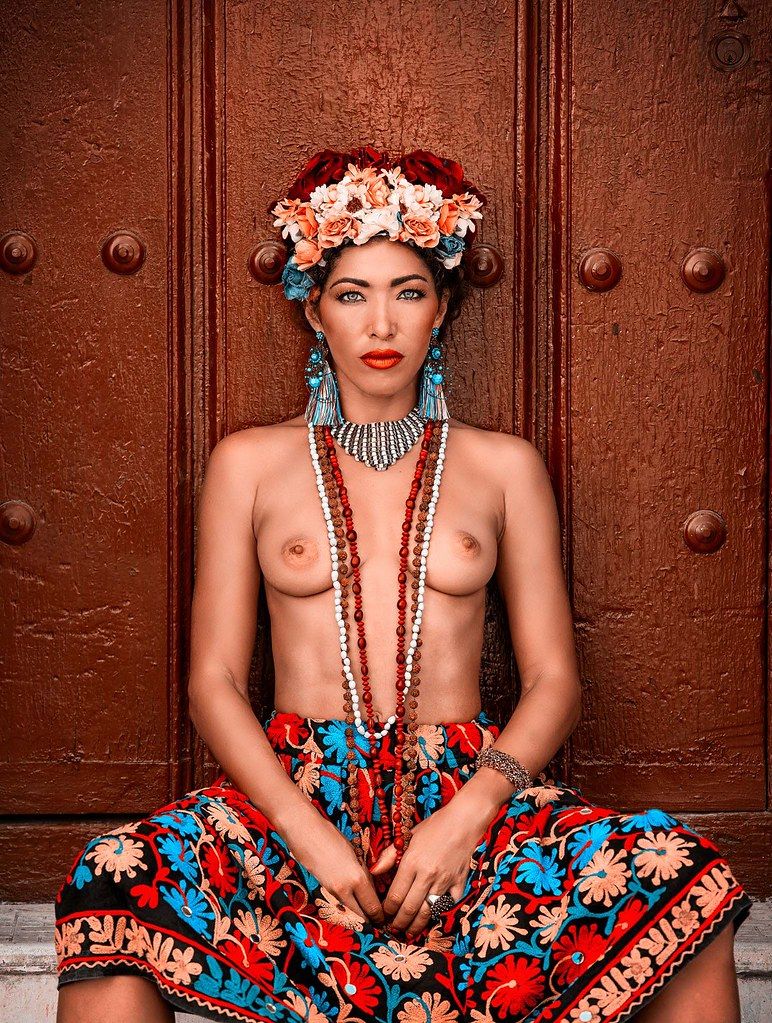 Paisajes del desnudo en Izuky Pérez 5